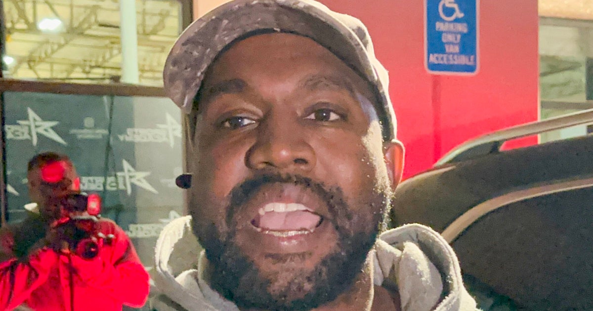 NextImg:Kanye West Says 1 Actor Made Him 'Like Jewish People Again' In Bizarre Post