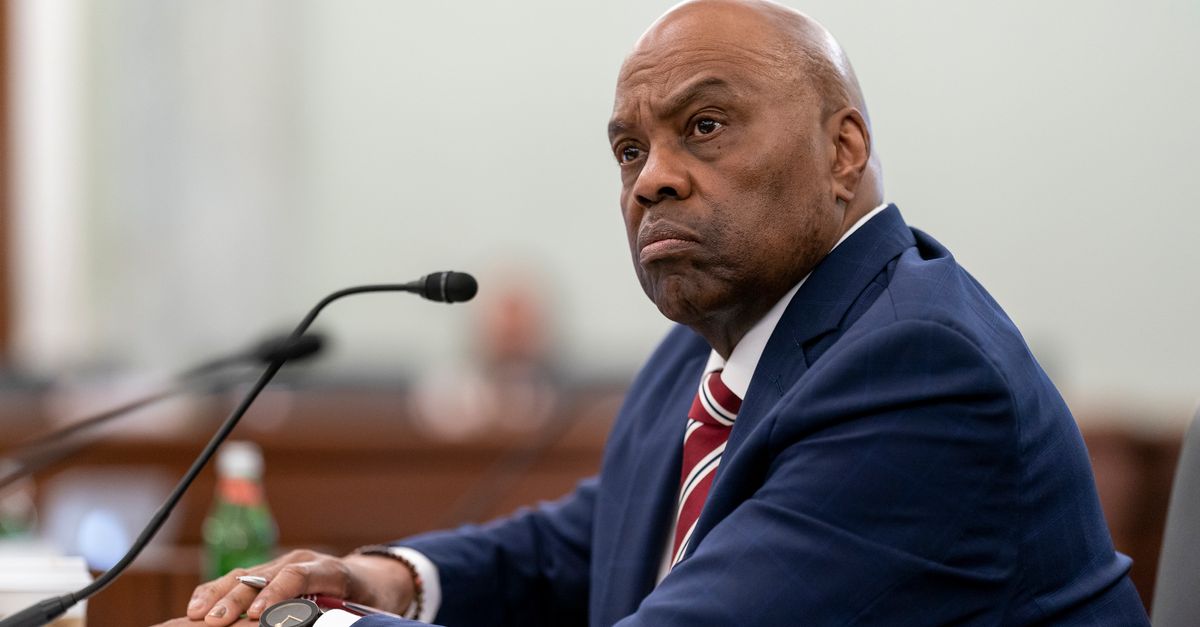 Source: Phillip Washington, Biden’s Pick To Lead FAA, Withdraws Nomination Source: Phillip Washington, Biden’s Pick To Lead FAA, Withdraws Nomination