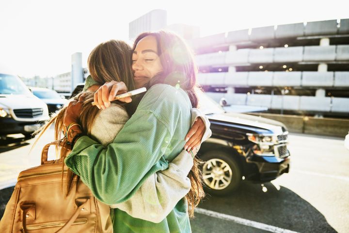 When it comes to the airport pickup etiquette, everyone has an opinion.