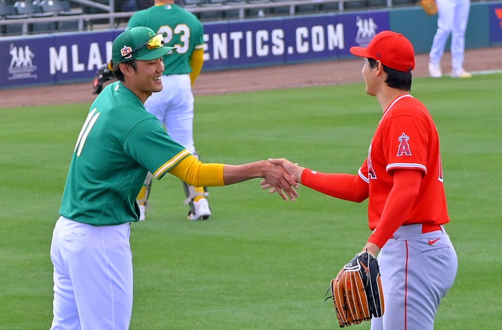 メジャーの舞台で再会した大谷翔平選手（右）と藤浪晋太郎投手（左）