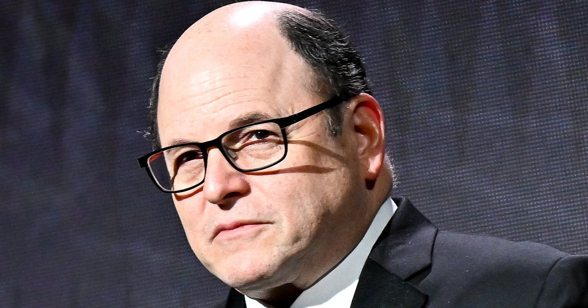 NextImg:Jason Alexander Kicks Twitter Right In The Checkmark Over Musk's Latest Scheme