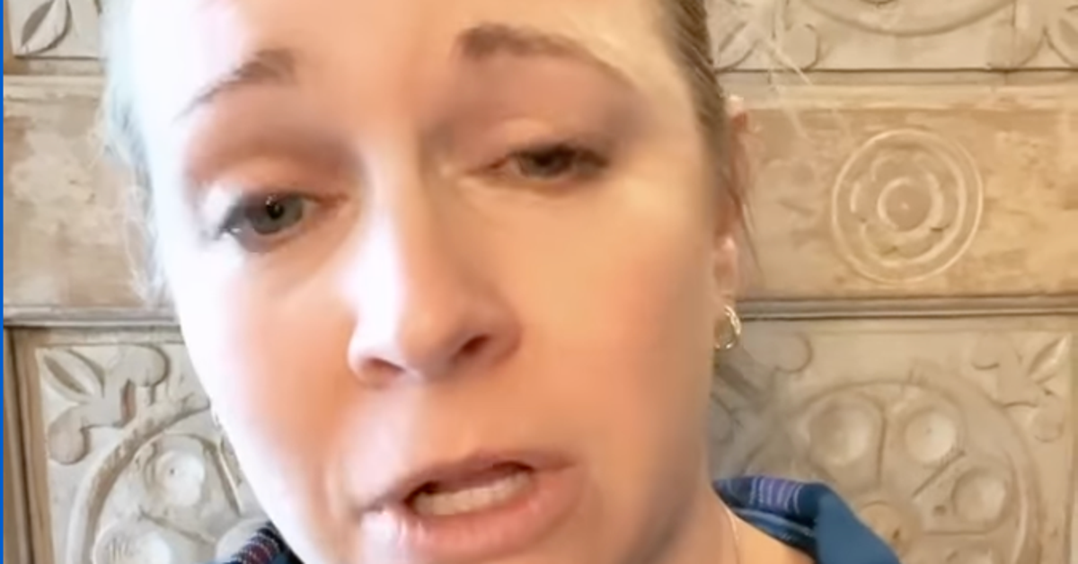 NextImg:Melissa Joan Hart Says She Helped Kids Get To Safety In Nashville Shooting