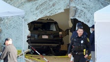 Massachusetts Man Who Crashed SUV Into Apple Store Charged With Murder