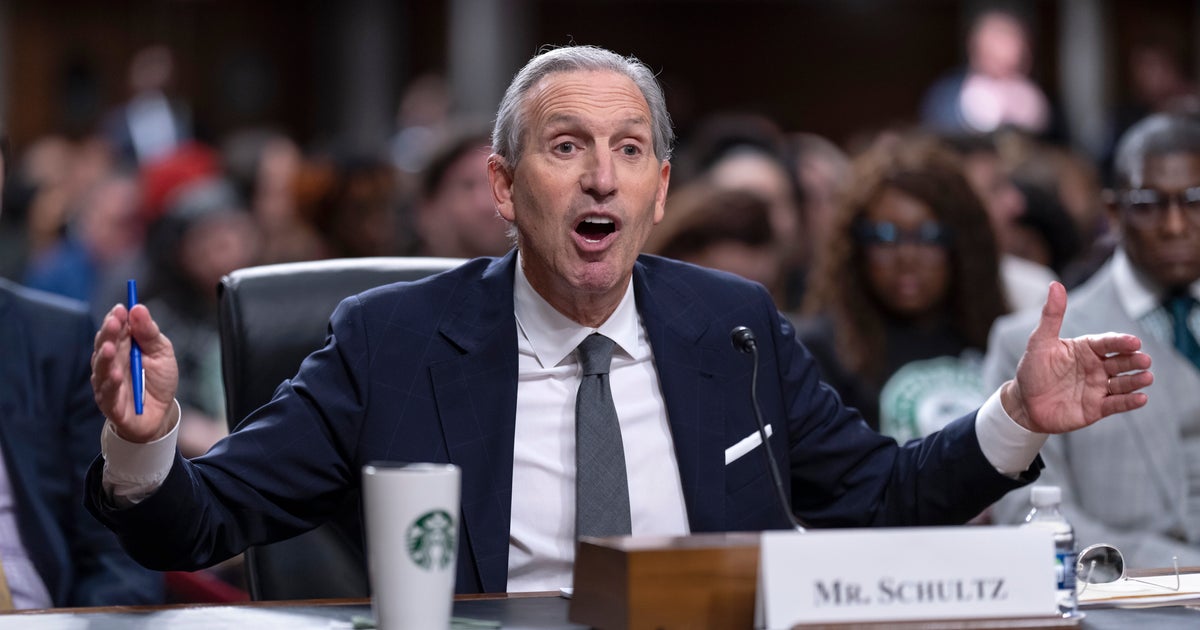NextImg:Former Starbucks CEO Really Hates Being Called A 'Billionaire' By Bernie Sanders