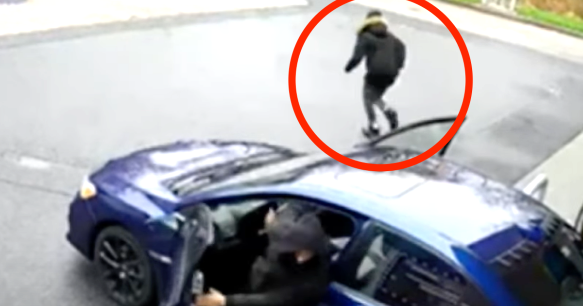 NextImg:Watch Alleged Carjackers Realize They Can’t Drive Stick