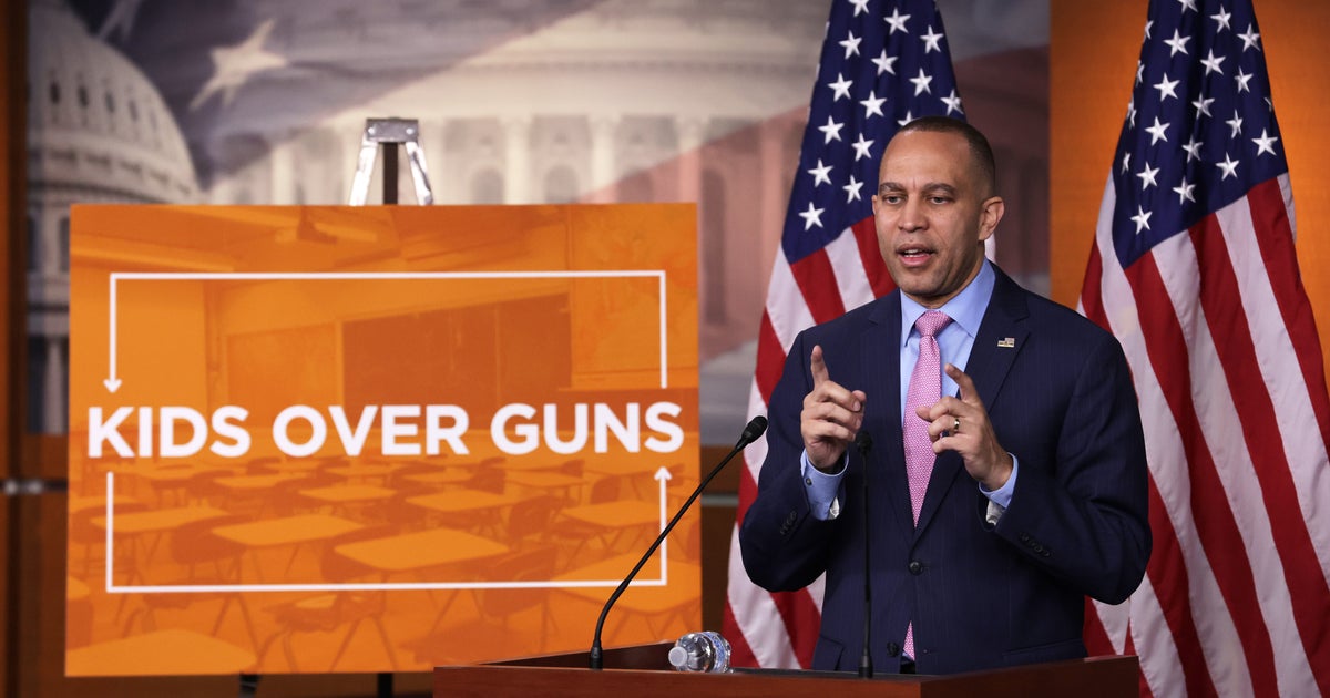 NextImg:Hakeem Jeffries Blasts GOP For Silence On Gun Control After Nashville School Shooting