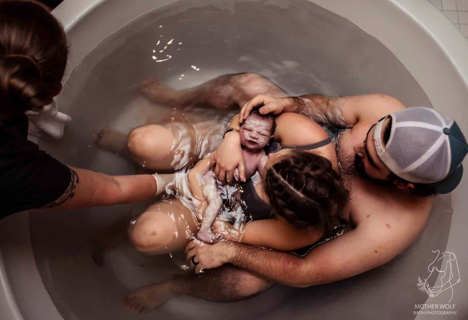 25 Powerful And Intimate Birth Photos