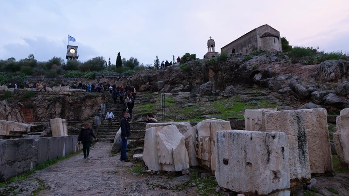 Το έθιμο της Παναγίας Μεσοσπορίτισσας στην Ελευσίνα