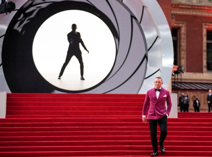 Ο Ντάνιελ Κρεγκ στην παγκόσμια πρεμιέρα της ταινίας «No Time To Die», Λονδίνο, 28 Σεπτεμβρίου 2021. (AP Photo/Matt Dunham, File)