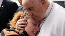 Pope Francis Leaves Hospital, Has Emotional Moment With Newly-Bereaved Parents Pope Francis Leaves Hospital, Has Emotional Moment With Newly-Bereaved Parents
