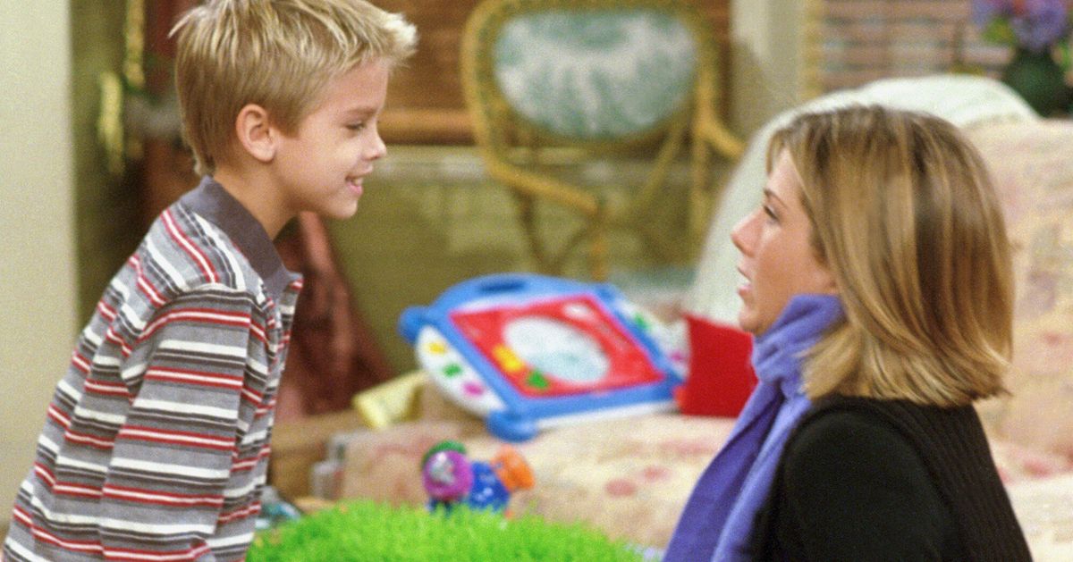 Photo of Jennifer Aniston Has Priceless Reaction After Learning How Old Ben From Friends Is Now