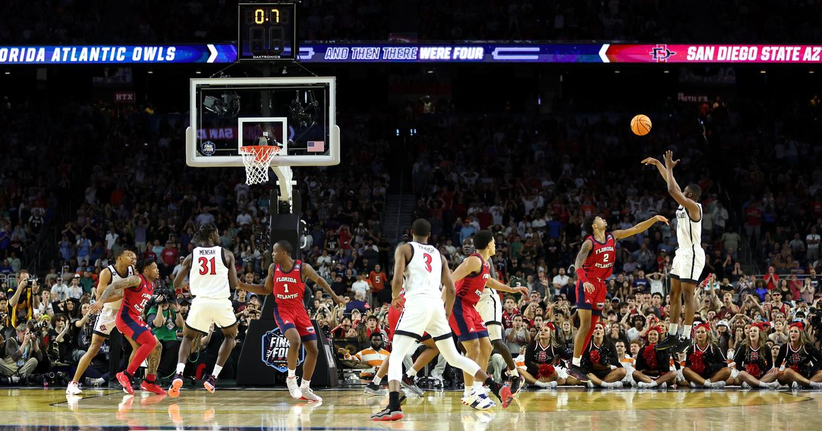 San Diego State found a last minute buzzer-beater to reach the title game :  NPR