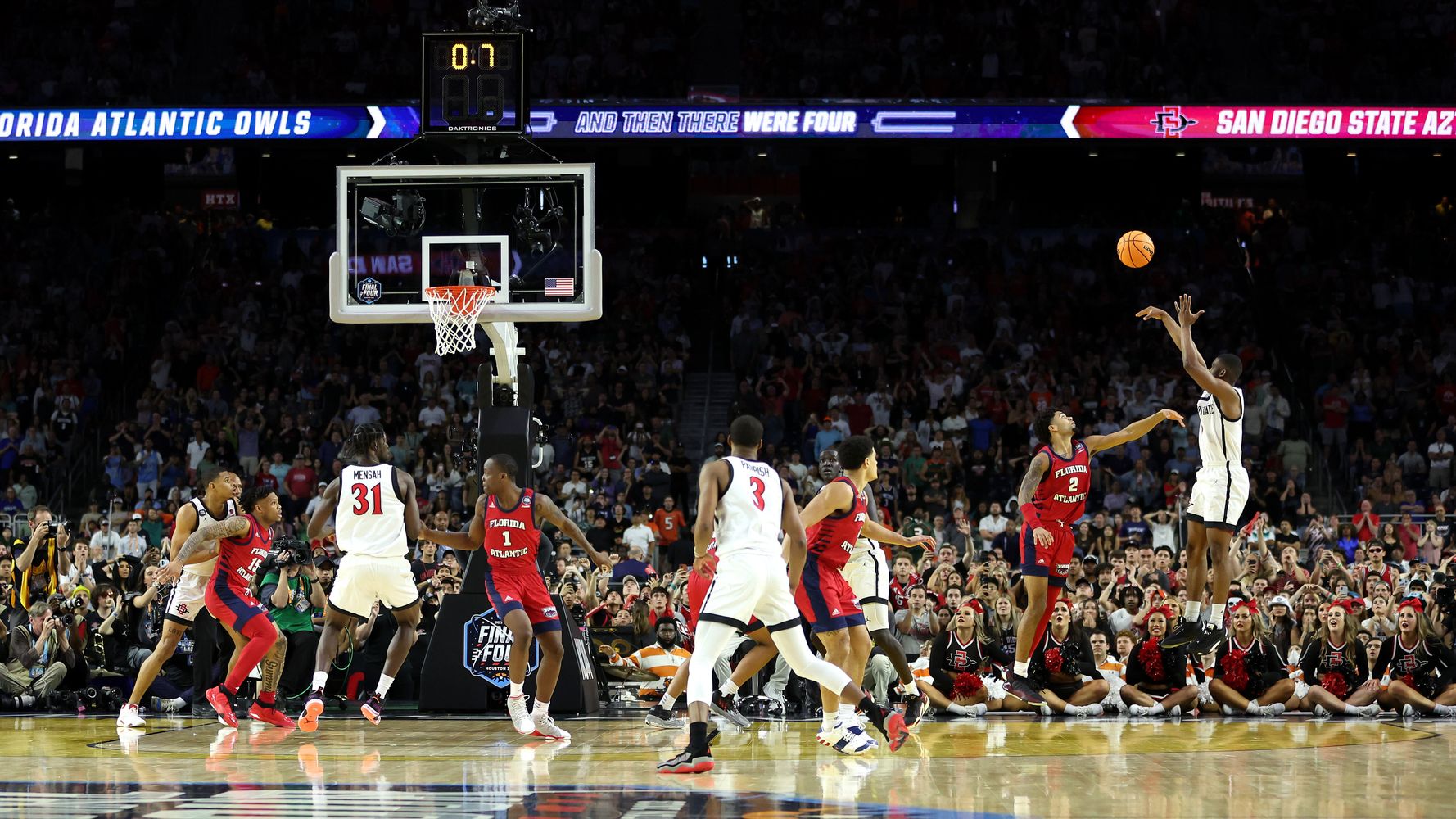 Are black jerseys cursed for Gonzaga men's basketball?