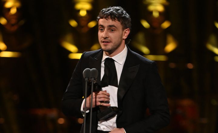 Paul Mescal receiving his award at the 2023 Oliviers