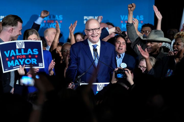 Chicago mayoral candidate Paul Vallas has a history of enacting policies loathed by teachers unions.