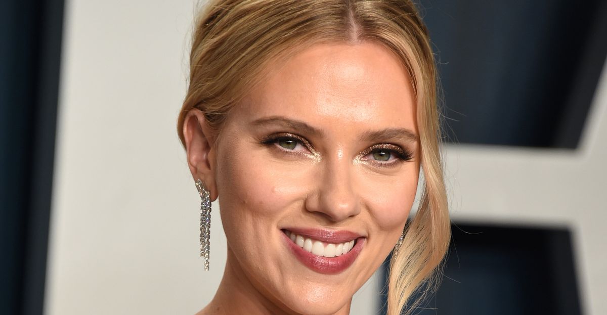 Scarlett Johansson's 'fragile' ego keeps her off social media