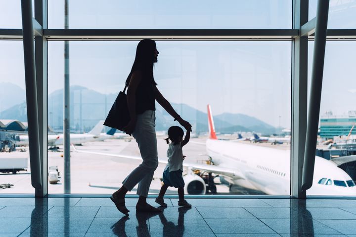 Traveling -- even when you're going somewhere fun -- can be a stressful experience. But therapists have some tricks that help them manage their anxiety in the moment.