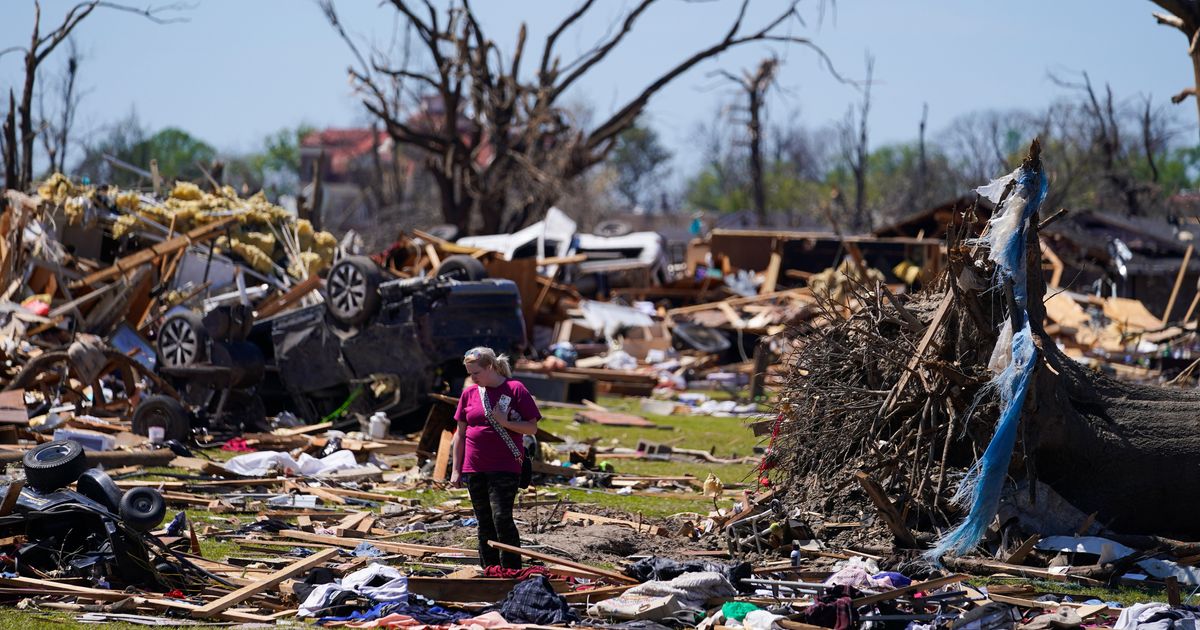 Missouri Tornado Kills Multiple People, Sows Destruction