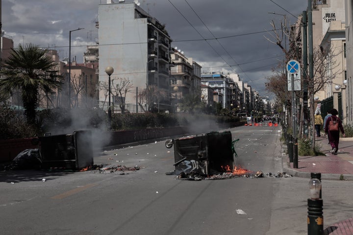 Επεισόδια έξω από την ΑΣΟΕΕ