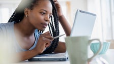 8 Things Productivity Experts Would Never, Ever Do Before Work