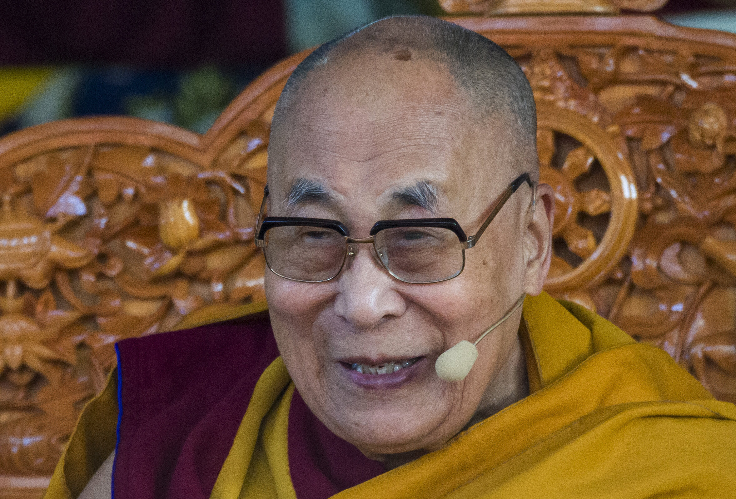 Dalai Lama Apologises After Video Shows Him Telling Boy: 'Suck My ...