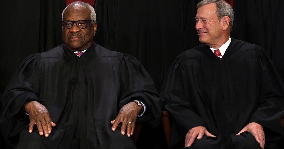 Senate Democrats Urge John Roberts To Probe Clarence Thomas' Undisclosed Gifts