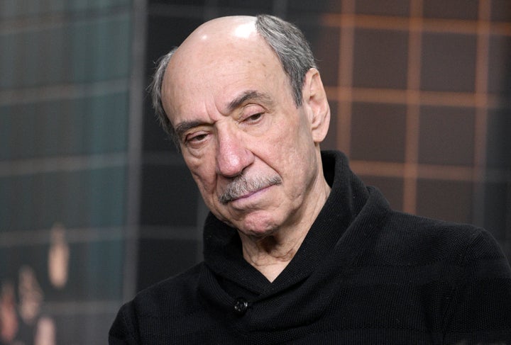 F. Murray Abraham discute a série “Mythic Quest” da Apple TV+ no Build Studio de Nova York em 2020.