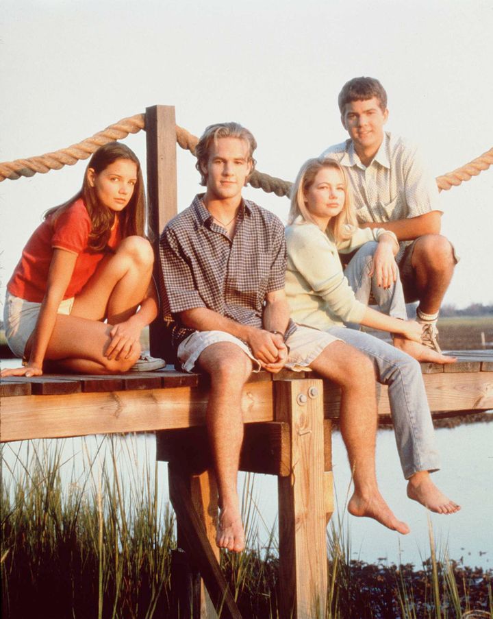 The cast of 'Dawson's Creek' poses for a photo in 1997.