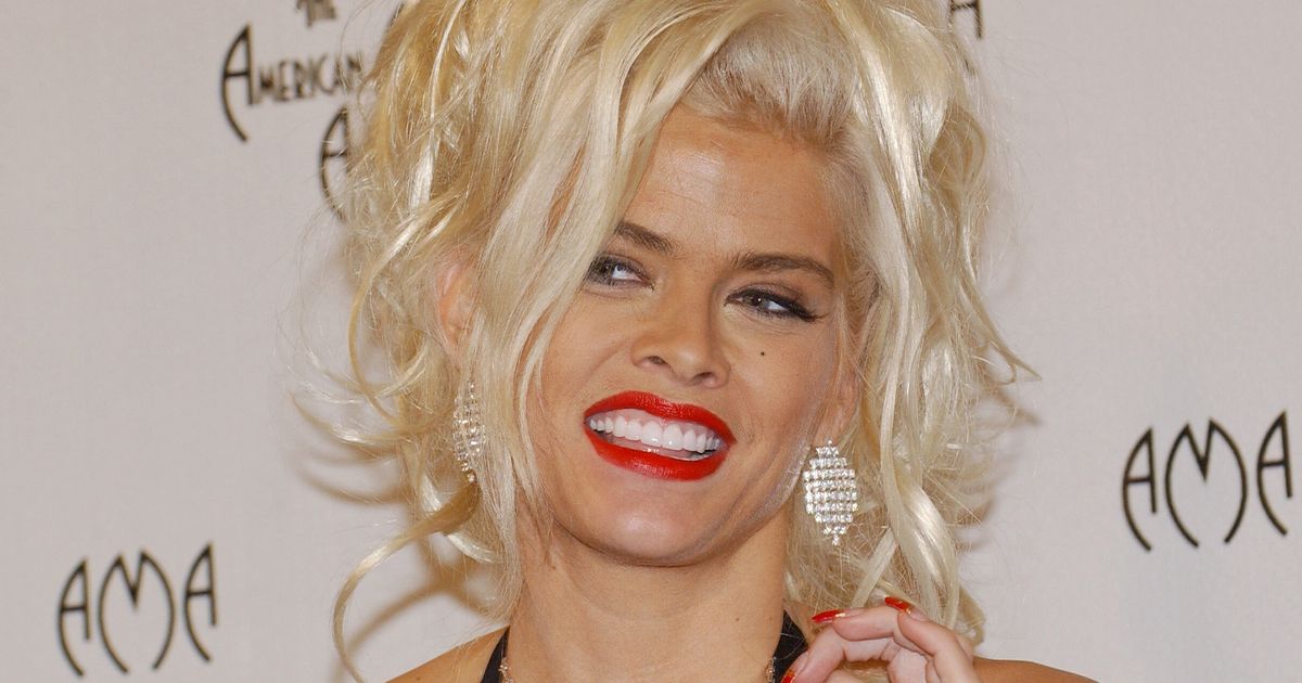 Netflix Unveils Anna Nicole Smith Documentary Trailer HuffPost