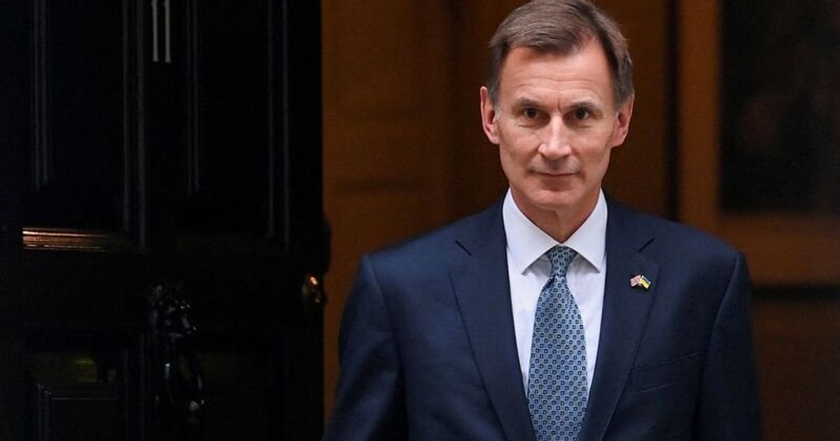 Photo of Jeremy Hunt Dismisses Fears AI Will Lead To Mass Jobs Losses