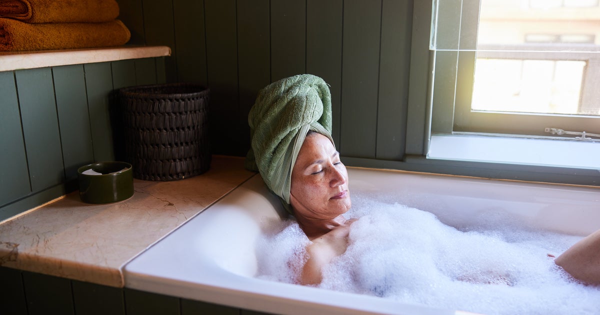 Good News – Life Does Gets Less Stressful As You Get Older. Here's Proof. - Vimarsana News