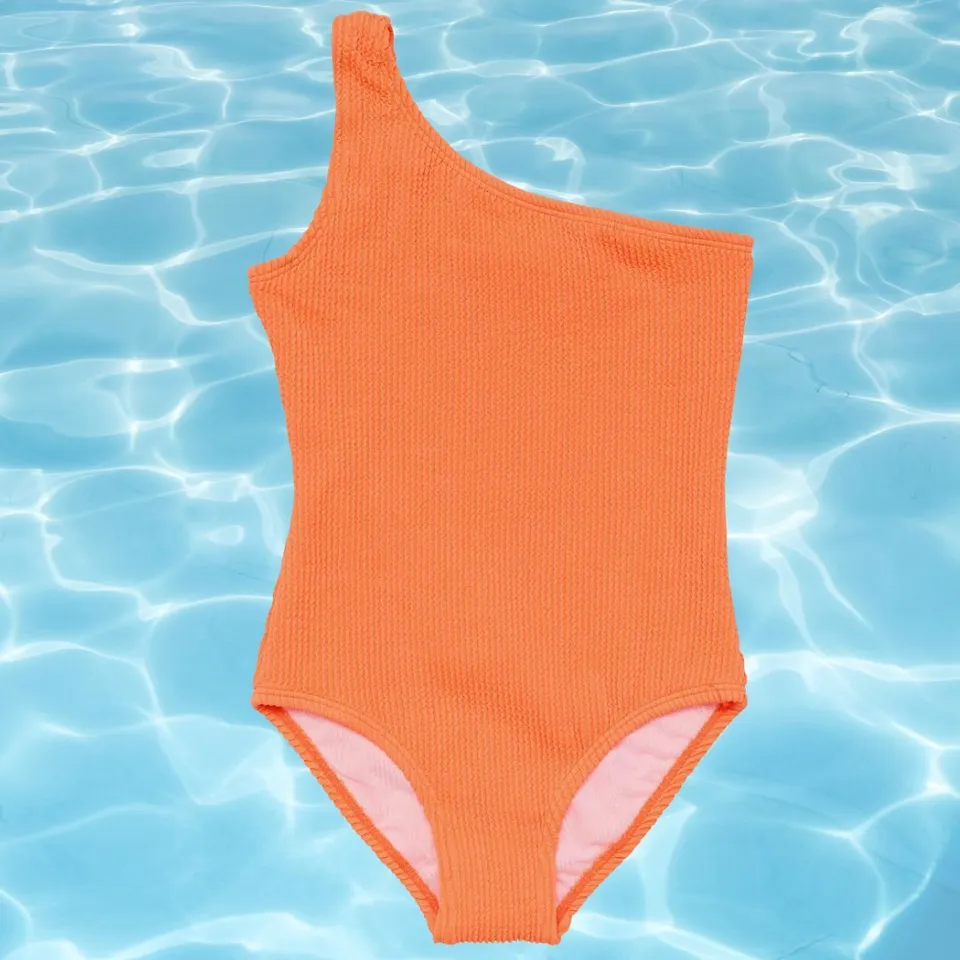 Why The Color Of Your Kid's Swimsuit Might Matter More Than You