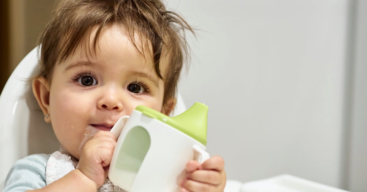 4-symptoms-of-cow-s-milk-allergy-in-babies-and-toddlers-huffpost-uk