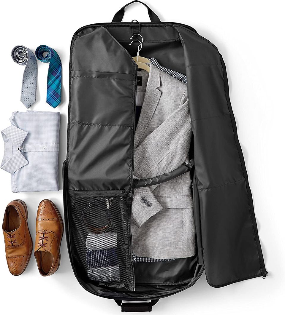 Best Garment Bags That Are Easy To Travel With