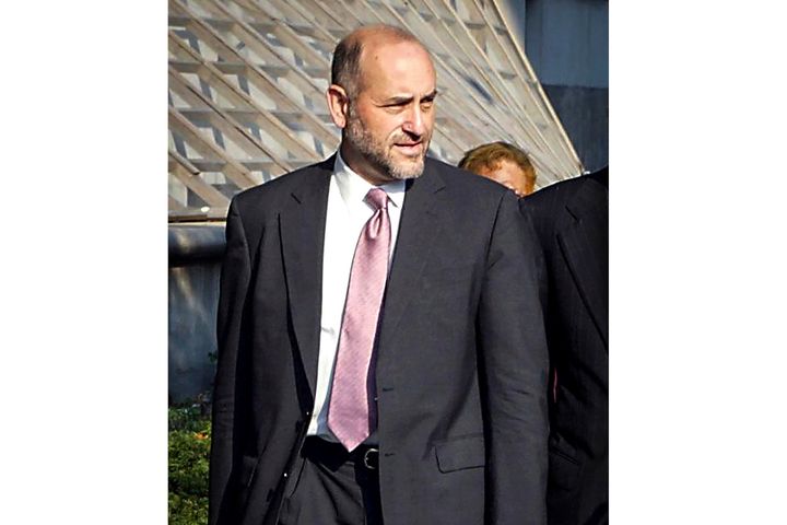 FILE - Attorney Mark Pomerantz arrives at Federal Court in New York, Aug. 12, 2002. House Republicans on Thursday, April 6, subpoenaed Pomerantz, one of the former Manhattan prosecutors who had been leading a criminal investigation into Donald Trump before quitting last year in a clash over the direction of the probe. Rep. Jim Jordan, chairman of the House Judiciary Committee, ordered Pomerantz to testify before the committee by April 30, 2023. (AP Photo/David Karp, File)