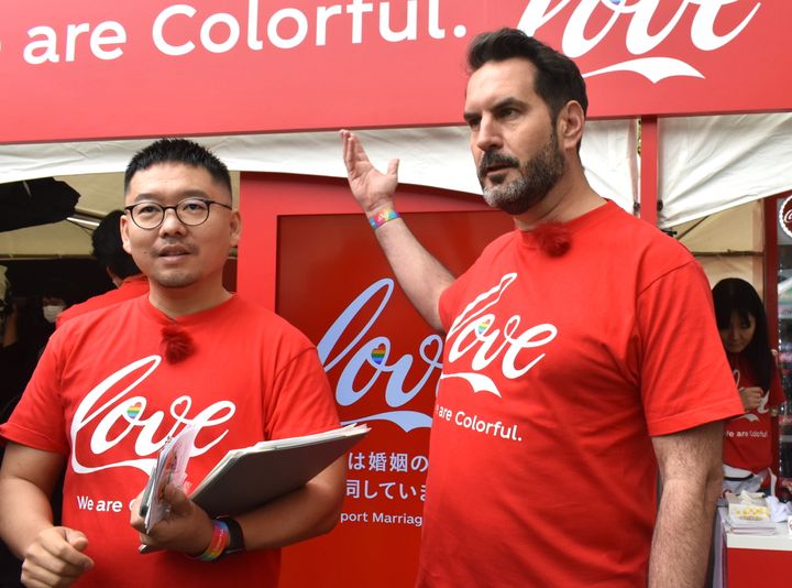TRPでブースを出展した日本コカ・コーラ。パトリック・ジョーダンさん（右）が人事本部長を務める