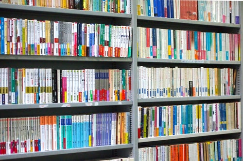 大学の教科書と教材、20万円かかるって知ってた？「予定と違う」と感じ  