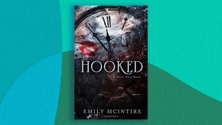 Hooked: A Dark, Contemporary Romance (Never After Series) (en Inglés)