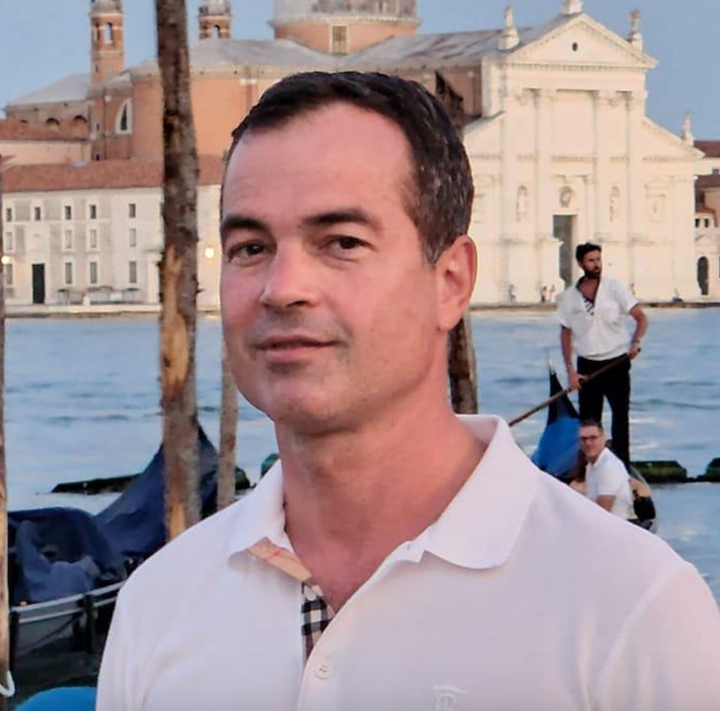 Devon Hoover, a Detroit neurosurgeon, was found dead in his home on Sunday.