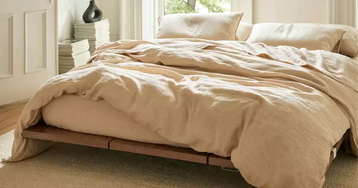 NextImg:The Internet-Beloved Bedding Brand Brooklinen Has Deals Starting At Only $17 — But You'll Have To Hurry