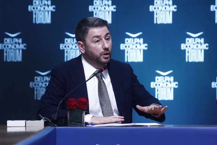 Σταθερός στη θέση του ο Νίκος Ανδρουλάκης για κυβέρνηση συνεργασίας αλλά χωρίς πρωθυπουργό τον Κυριάκο Μητσοτάκη ή τον Αλέξη Τσίπρα