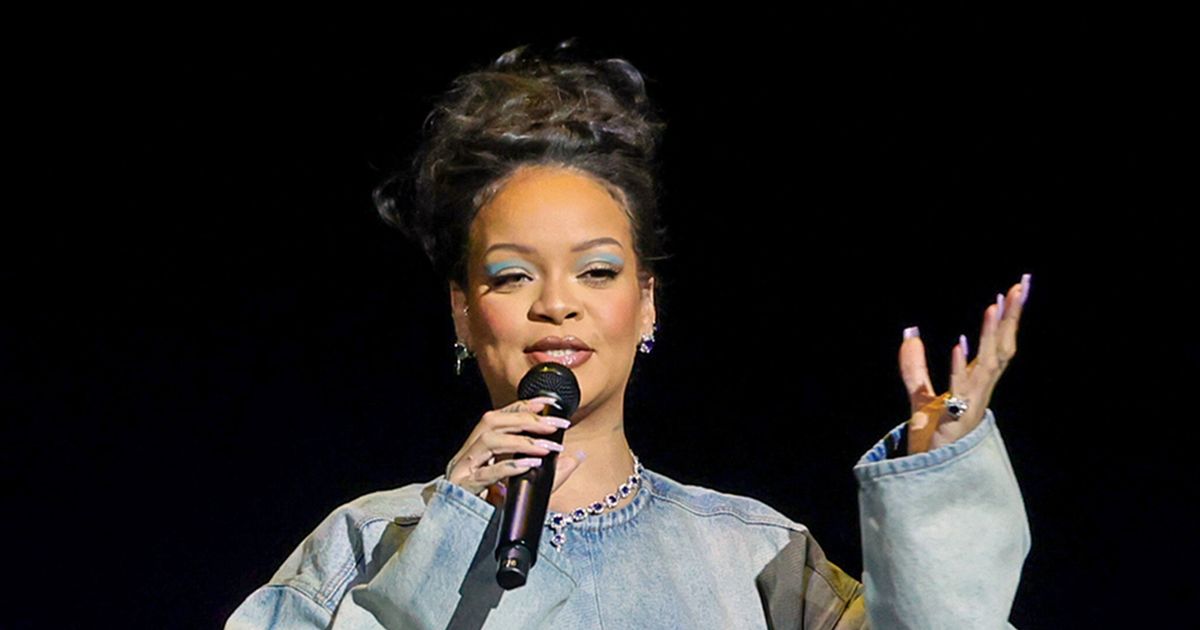 Rihanna Set To Star In A New 'Smurfs' Movie
