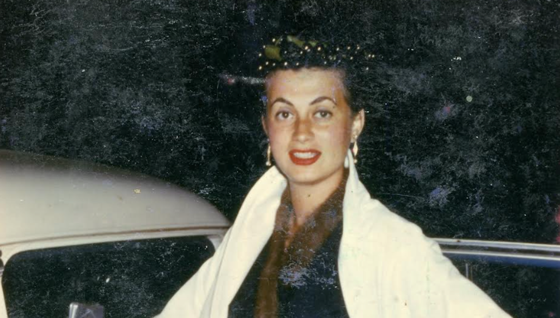 I Discovered My Mom Was A Cult Leader. At Her Funeral, One Of Her Followers Approached Me With A Shocking Threat.