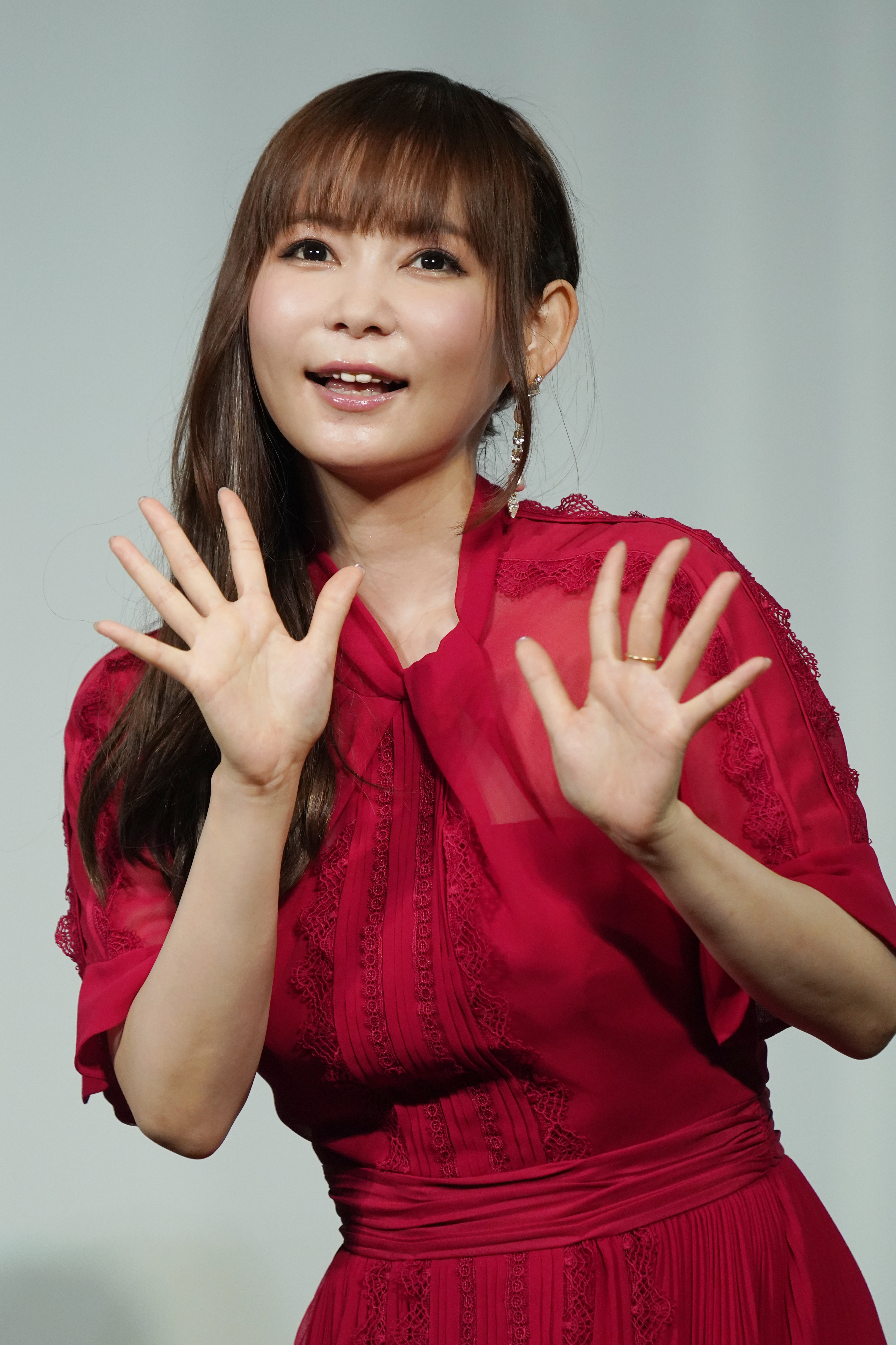 中川翔子さんにディズニーが贈った「ラプンツェルのウエディングケーキ