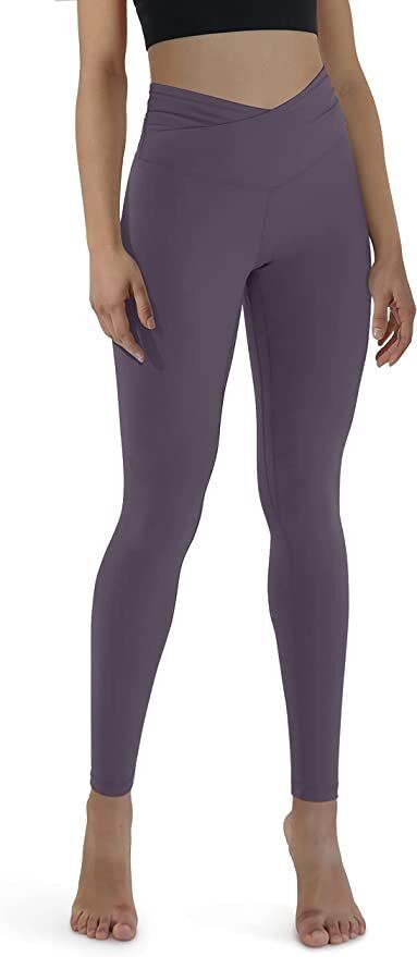 Purple leggings ☺️  Outfits with leggings, Purple leggings outfit, Fashion