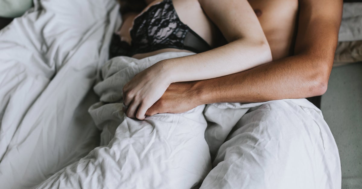 Should You Sleep In Underwear Or Go Commando? Doctors Have Thoughts.