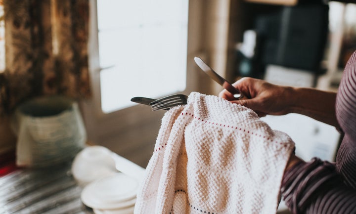 Kitchen Inattention 8 Unsafe Kitchen Habits That A Food Safety Inspector Might Fail You For ...