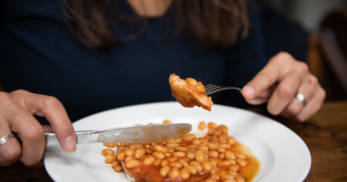 Russell Crowe Recalls His Greeting For Princes William And Harry That