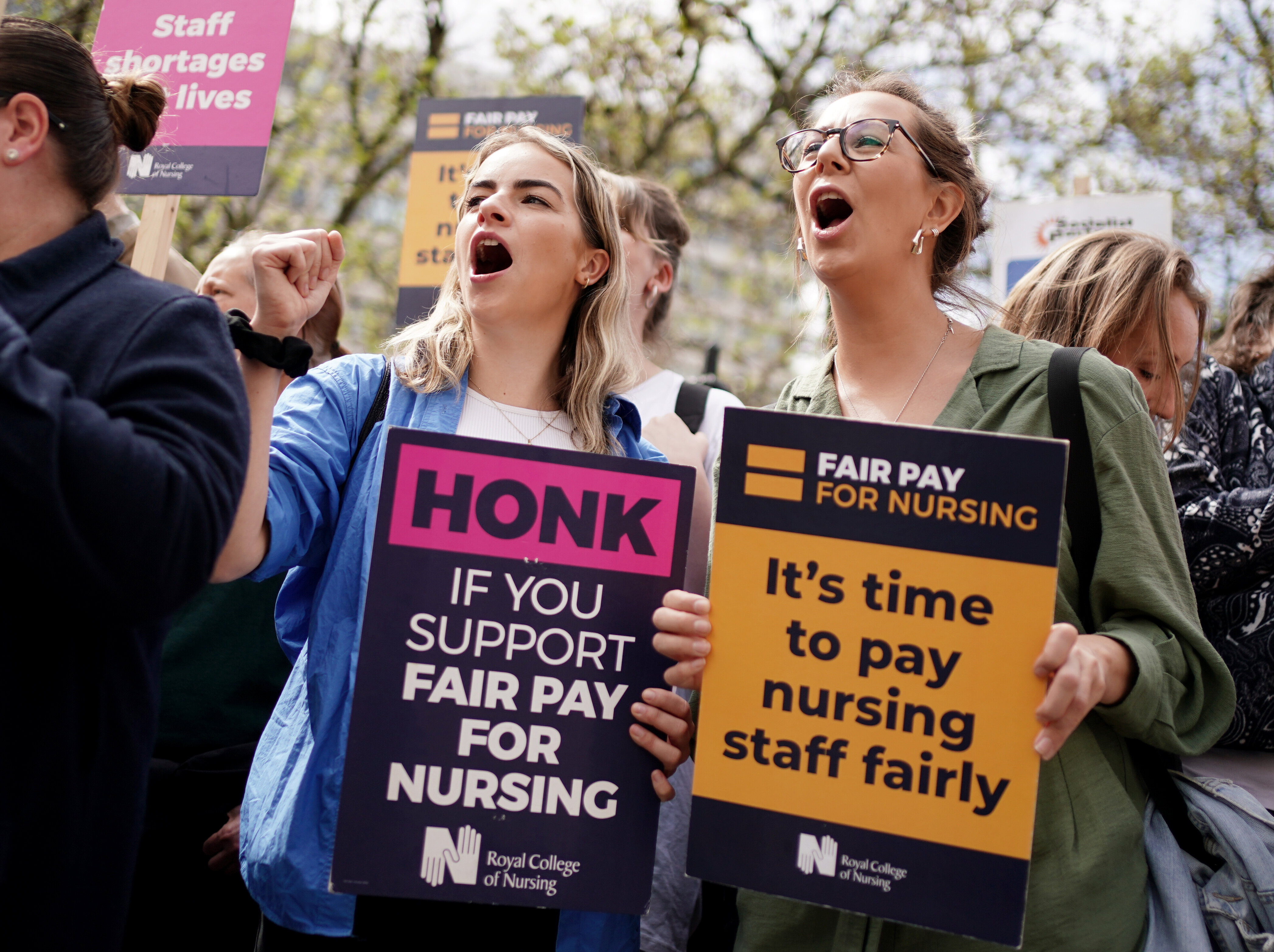 NHS Pay Rise Agreed As Most Unions Vote To Accept Deal | HuffPost UK ...