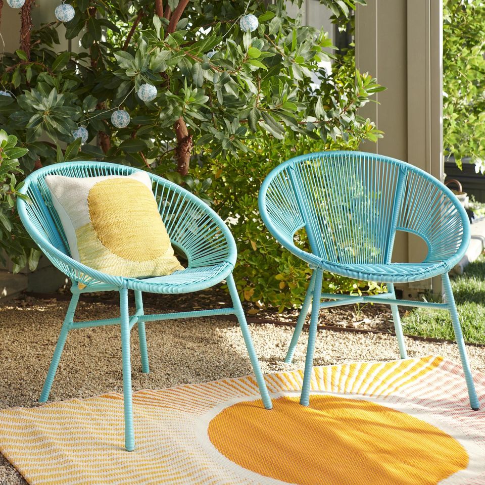 9 Best Outdoor Furniture Stores According To Interior Designers